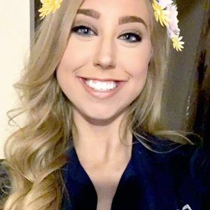 Meet your Posher, Gina